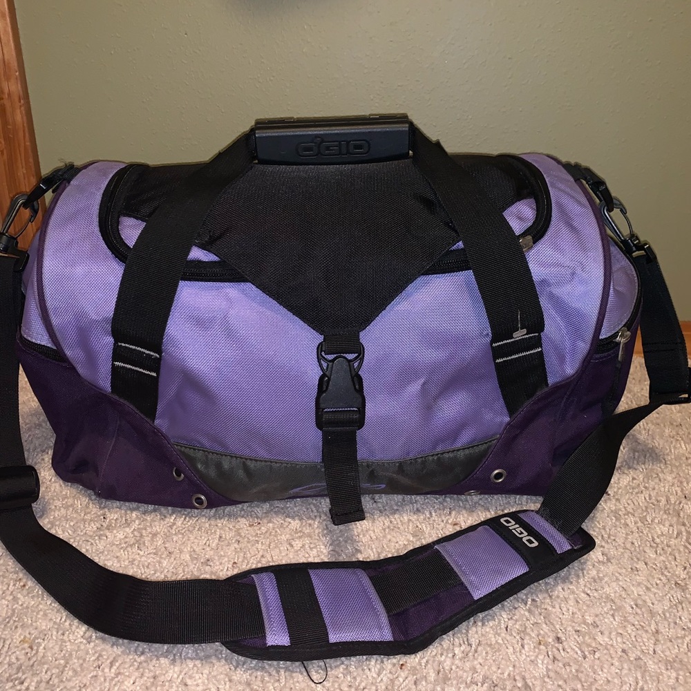 OGIO-like new- duffel